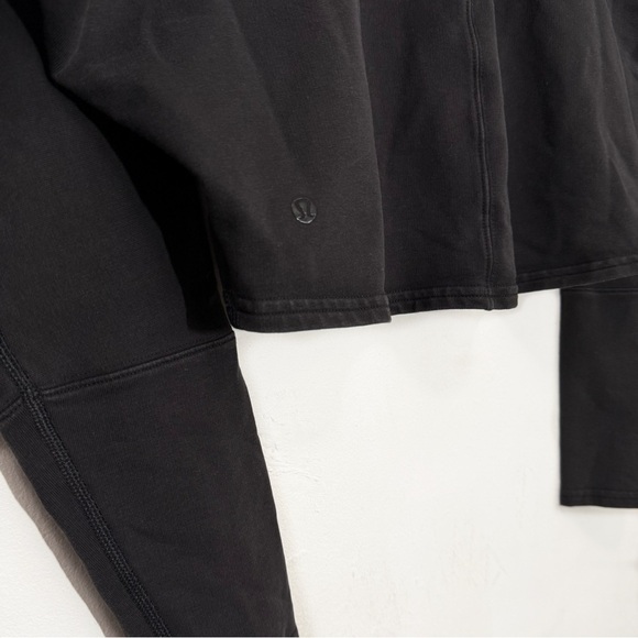 Lululemon Perfectly Oversized Cropped Crew, Black size 2 - Picture 5 of 5